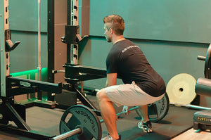 How to Do a Romanian Deadlift？